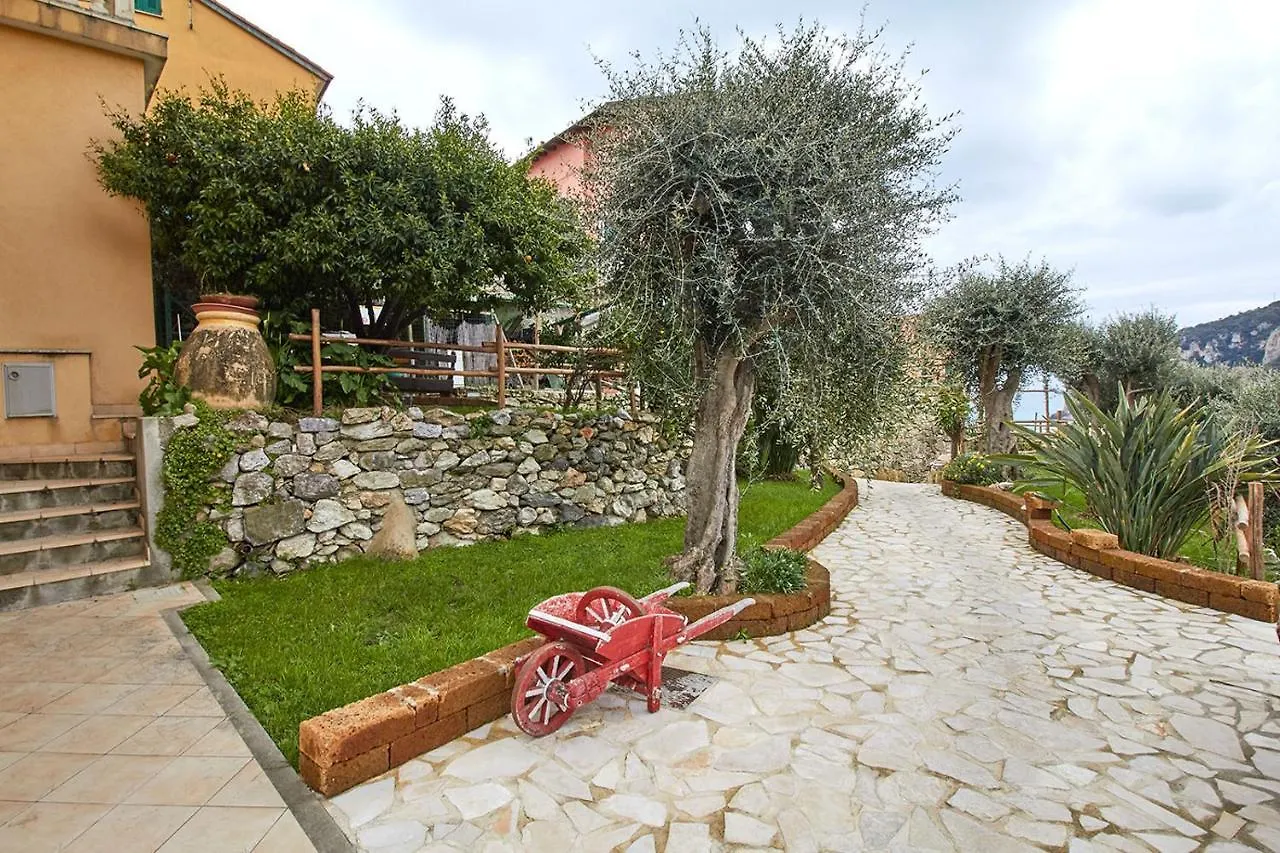 Appartamento Ulivo Finale Ligure 0*,